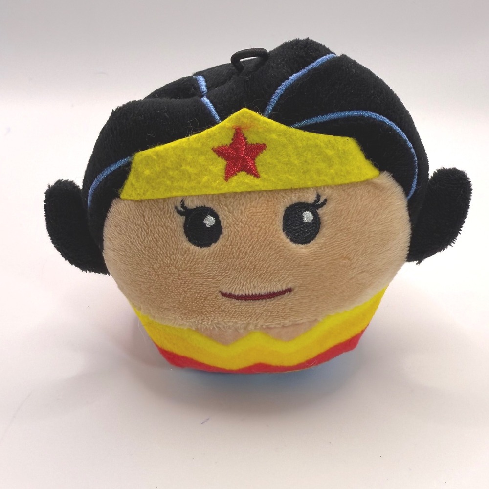 Hallmark DC Comics Wonder Woman Plush‎ Ball Round Stuffed Toy Kids